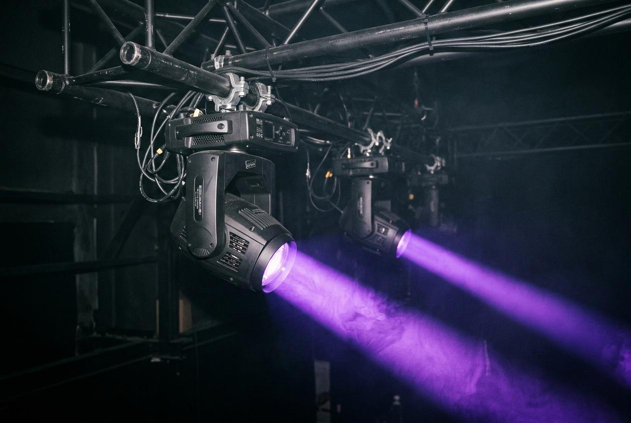 Moving head lights in haze